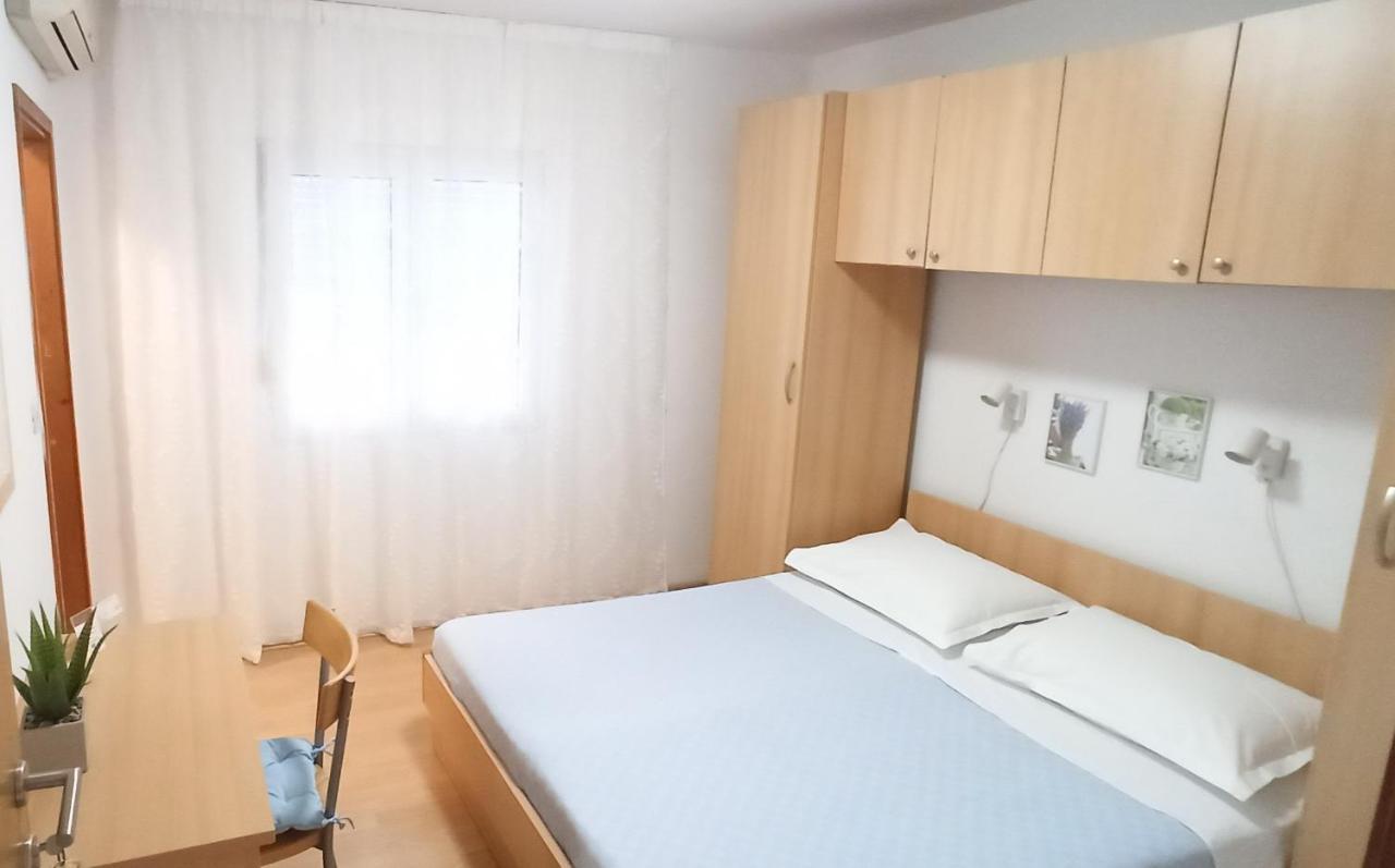 Apartmani Igor Makarska Zimmer foto